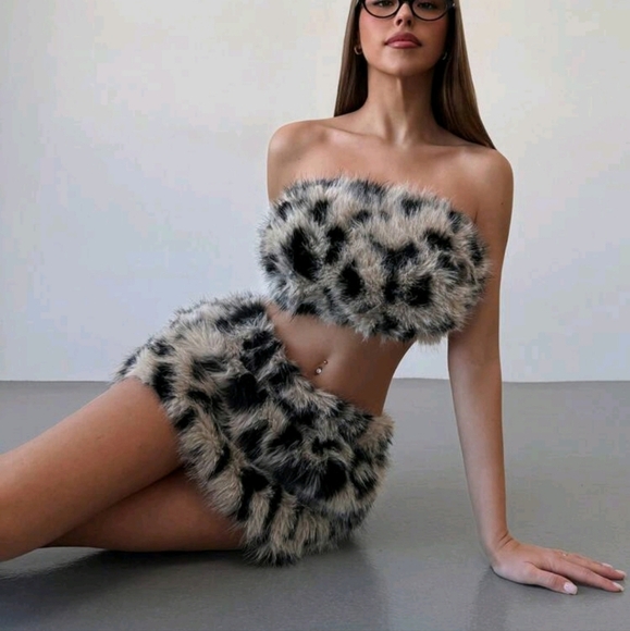 2pcs/Set Women Furry Bandeau Top And A-Line Skirt Casual Outfit